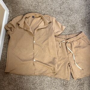 NFINITY Tan Textured Apparel - 2 pieces, New- never worn